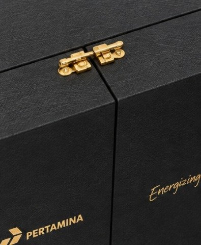 Luxury Corporate Gift Box